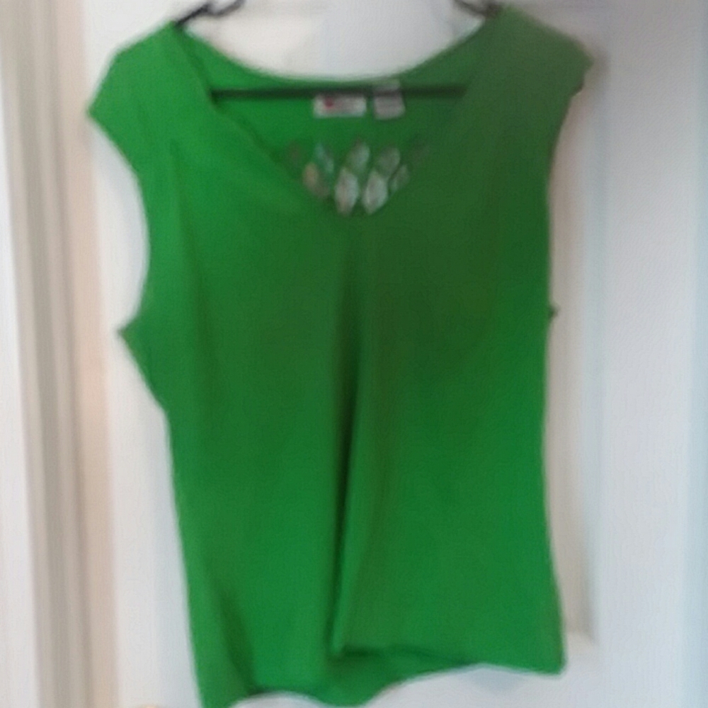 Sleeveless Shirt